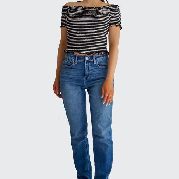 NWOT Women's Windsor Cropped Stripped Top - Picture 2 of 11